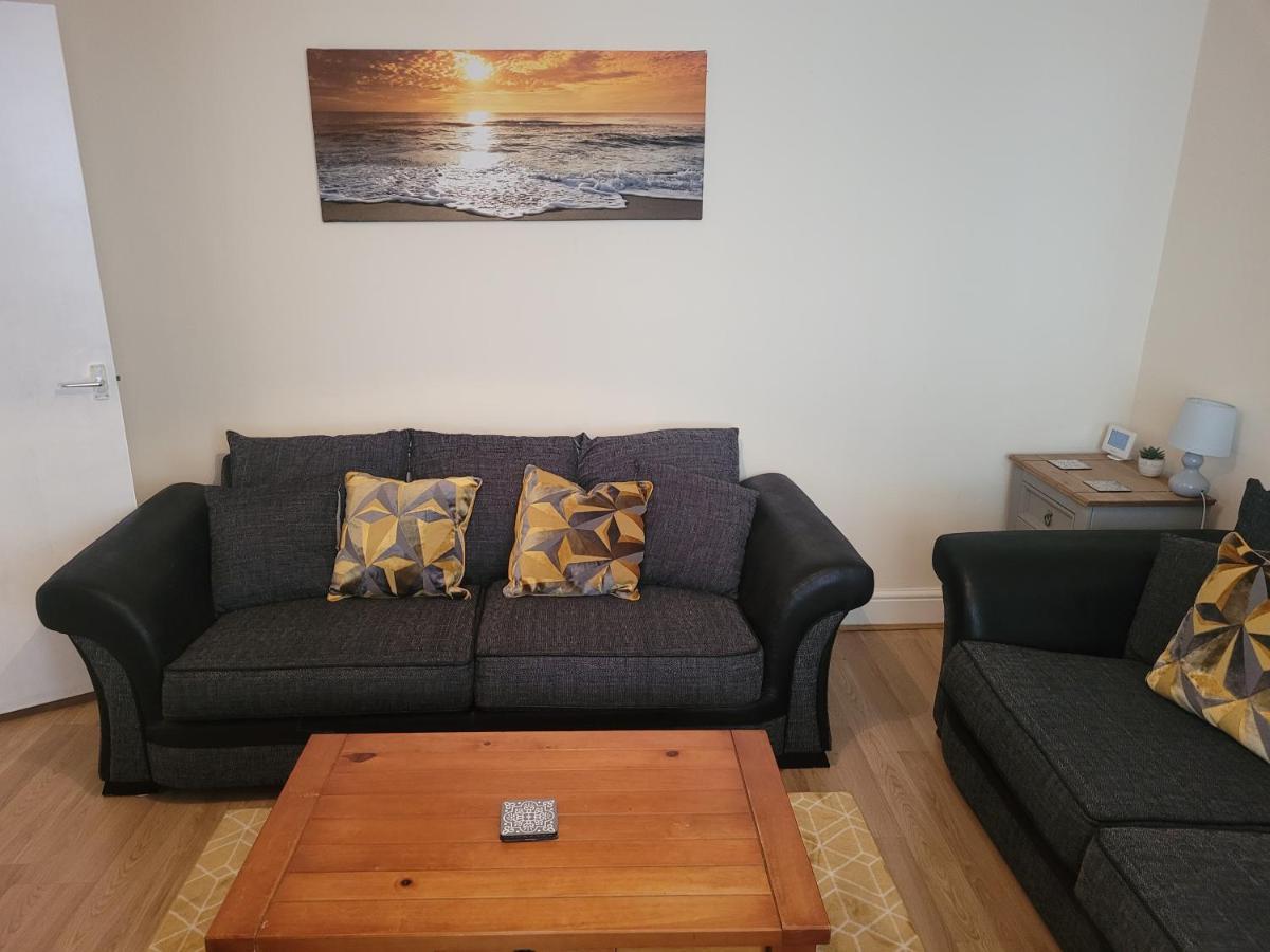 אבריסטוויט Large 5 Bed Town-Centre Home Close To The Beach, Sleeps 9 מראה חיצוני תמונה