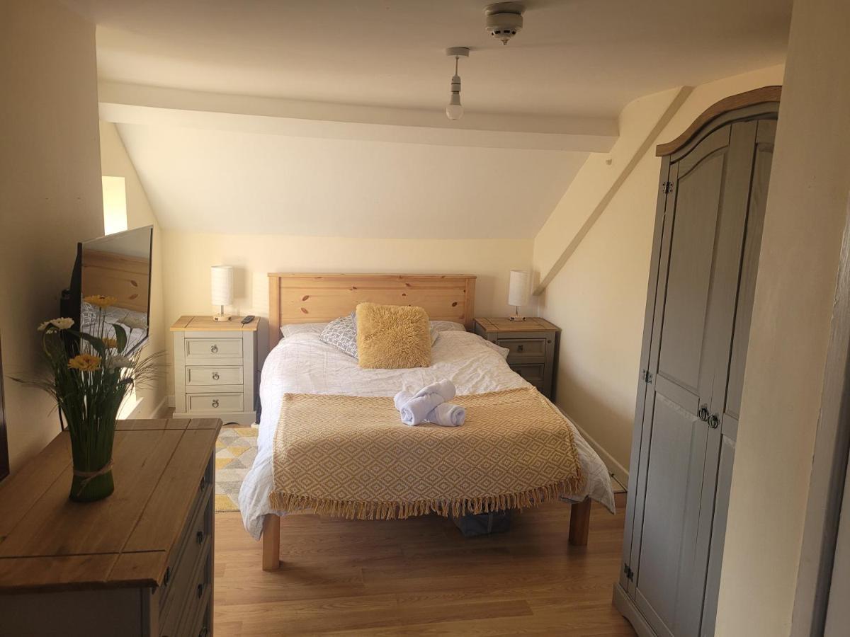 אבריסטוויט Large 5 Bed Town-Centre Home Close To The Beach, Sleeps 9 מראה חיצוני תמונה